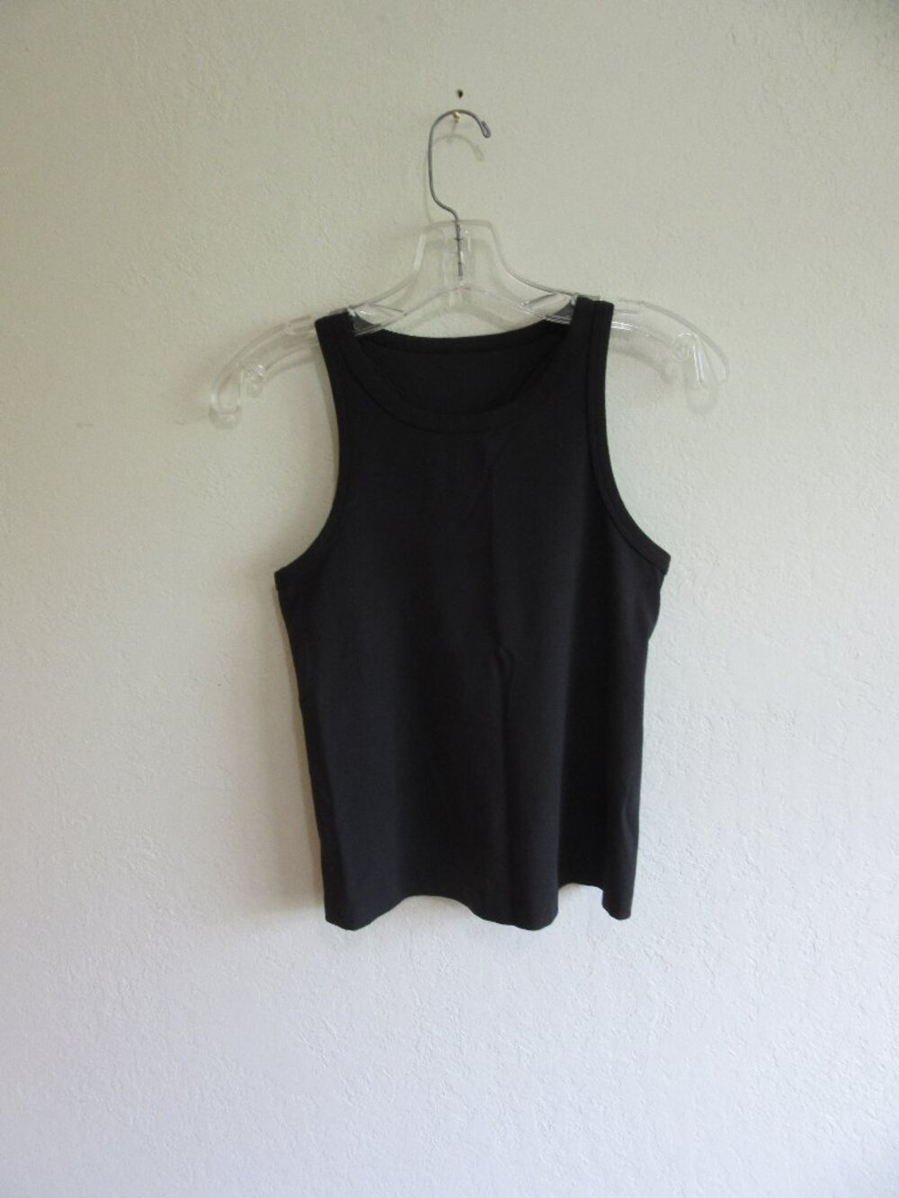 Lululemon Black Sleeveless 6 Pullover Top
